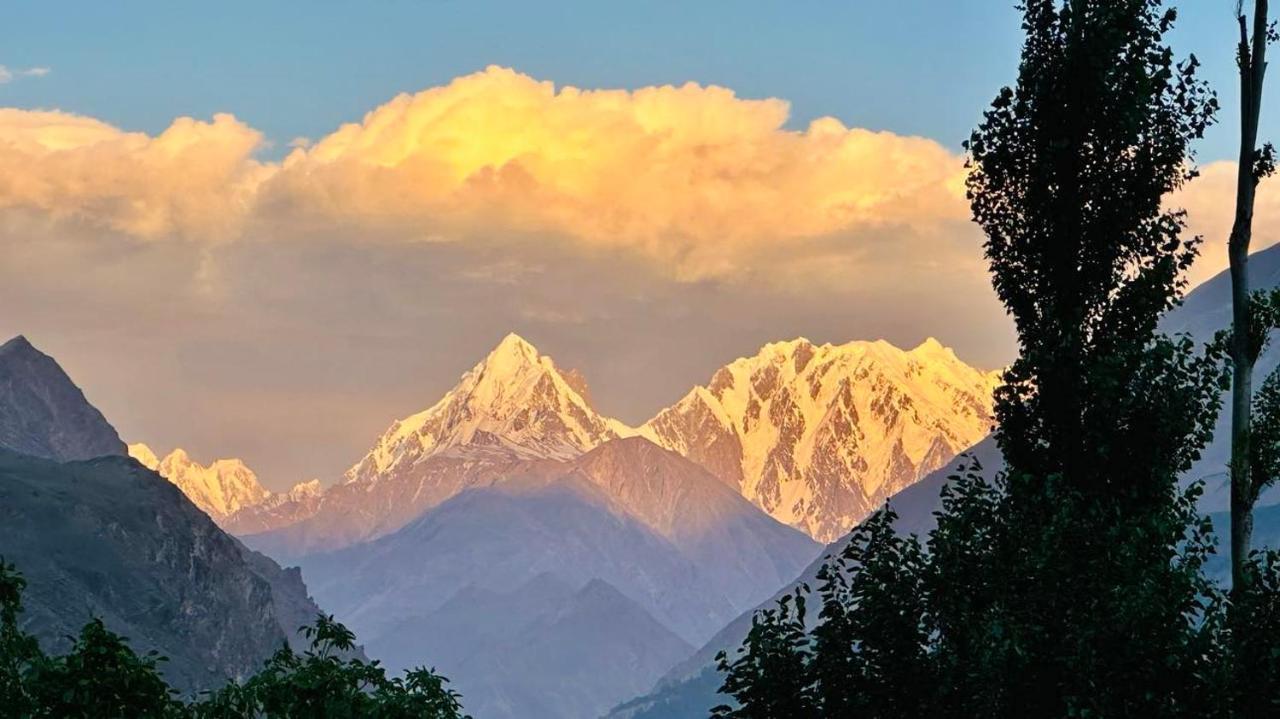 Backpackers Stories By Old Hunza Inn Karimabad  외부 사진